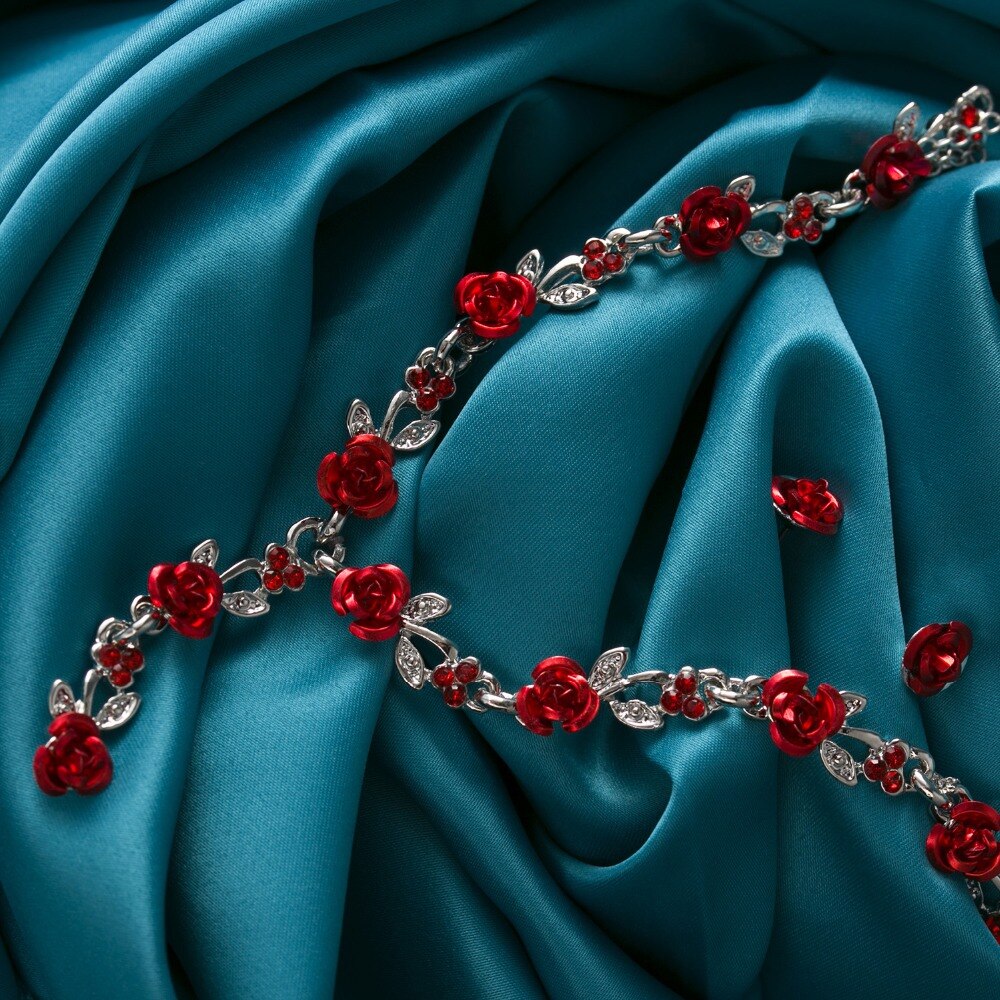 Collier Hakana™ Rose Rouge